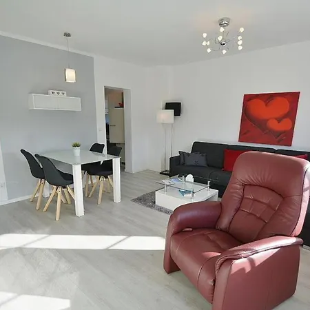 Luebecker Str 2 Whg 7 Lägenhet *